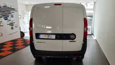 Fiat Doblo 1.6 M-JET2 3 LUG. 2021 - 13500 EUR, 55800 km - AUTO.MOTO.pt - 55800km - foto 5 de 28