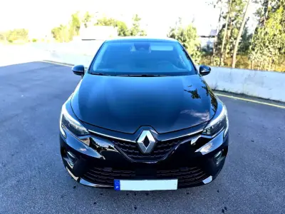 Renault Clio 2023 - 14750 EUR, 24600 km - AUTO.MOTO.pt - 24600km - foto 12 de 30