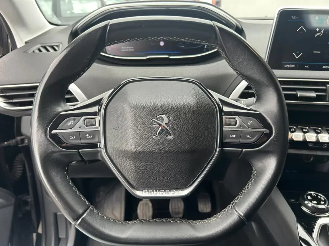 Peugeot 3008 2019 - 19990 EUR, 127500 km - AUTO.MOTO.pt - 127500km - foto 13 de 19