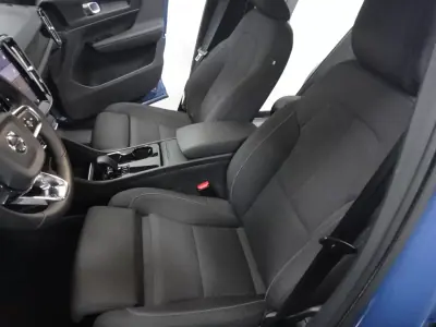 Volvo XC 40 2022 - 26990 EUR, 111000 km - AUTO.MOTO.pt - 111000km - foto 20 de 38