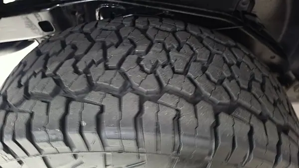 Jeep Wrangler 2010 - 35000 EUR, 129687 km - AUTO.MOTO.pt - 129687km - foto 28 de 47