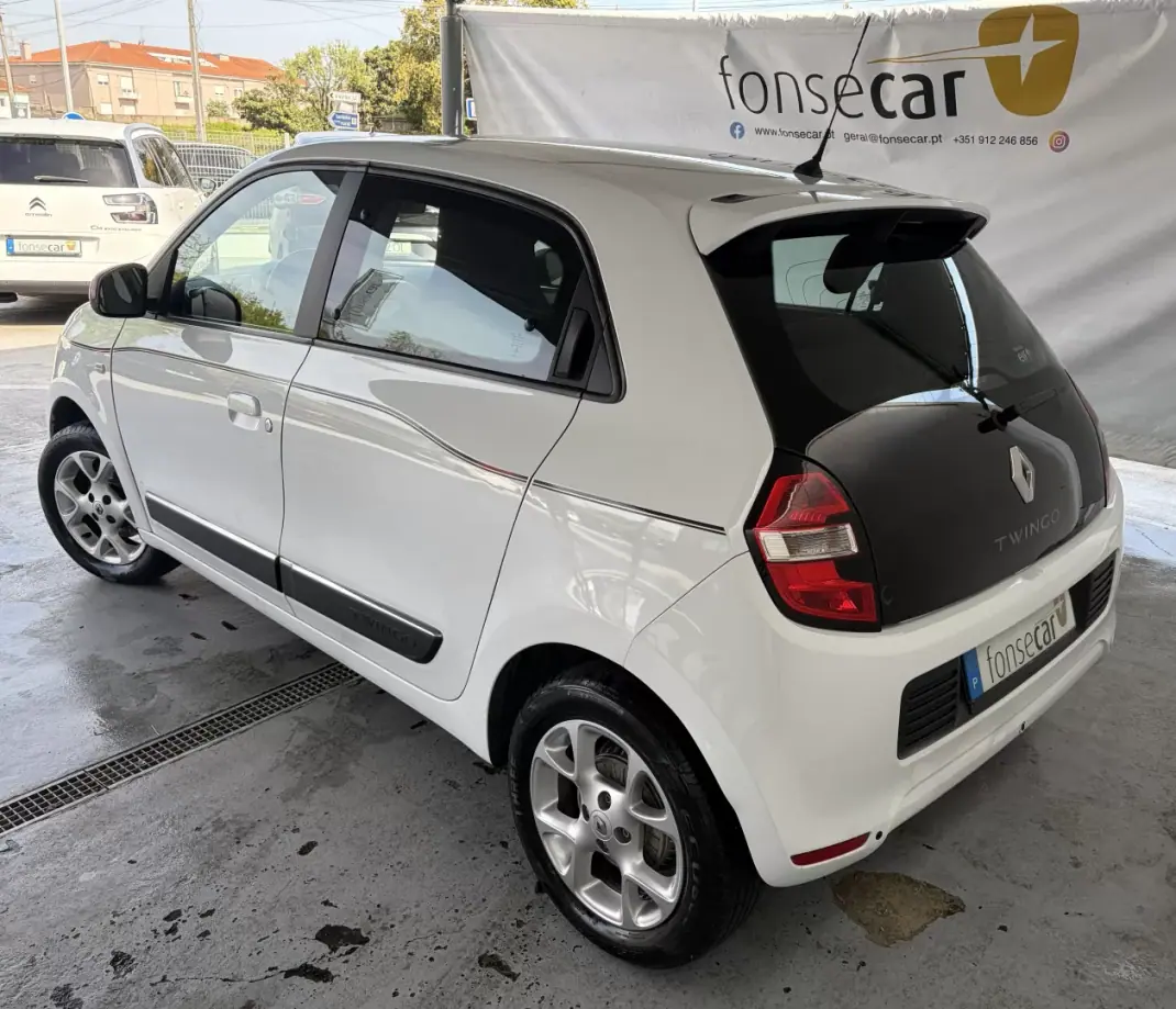 Renault Twingo 2015 - 8990 EUR, 146658 km - AUTO.MOTO.pt - 146658km - foto 4 de 12