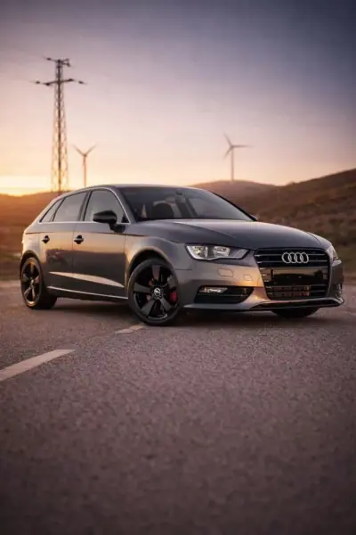 Audi A3 2015 - 14950 EUR, 143000 km - 143000km - foto 2 de 7