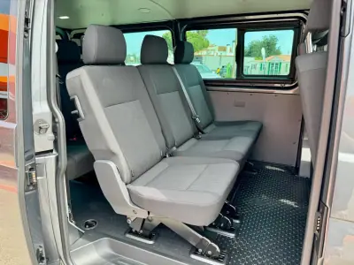 Volkswagen Transporter 2024 - 39950 EUR, 148150 km - AUTO.MOTO.pt - 148150km - foto 8 de 10