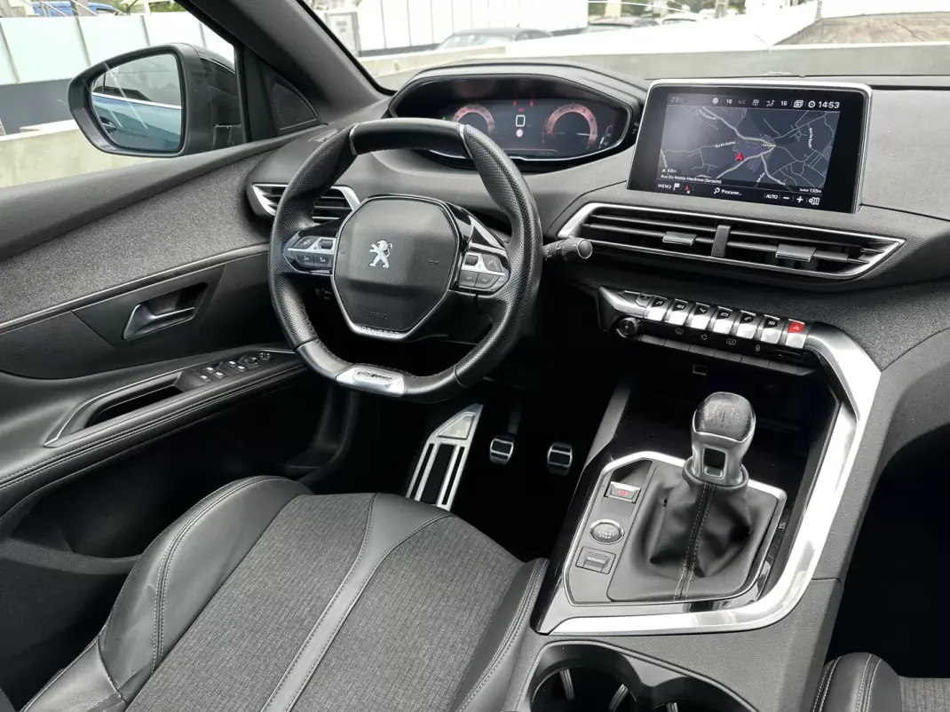 Peugeot 5008 2019 - 15900 EUR, 180000 km - 180000km - foto 36 de 70