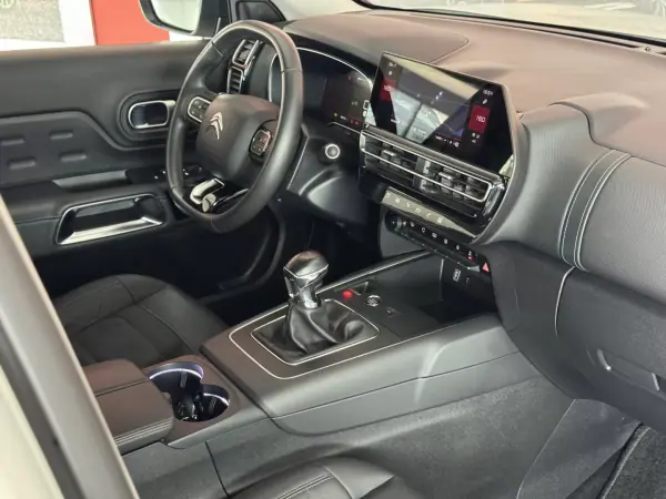 Citroën C5 Aircross 2022 - 21990 EUR, 89934 km - AUTO.MOTO.pt - 89934km - foto 16 de 22