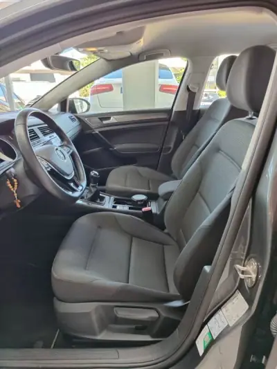 Volkswagen Golf Variant 2019 - 18250 EUR, 35000 km - AUTO.MOTO.pt - 35000km - foto 5 de 23