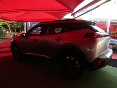Peugeot 2008 2022 - 19249 EUR, 78120 km - 78120km - foto 4 de 21