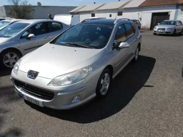 Peugeot 407 2008 - 4750 EUR, 340469 km - AUTO.MOTO.pt - 340469km - foto 2 de 13