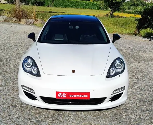Porsche Panamera 2012 - 32250 EUR, 206000 km - AUTO.MOTO.pt - 206000km - foto 4 de 40