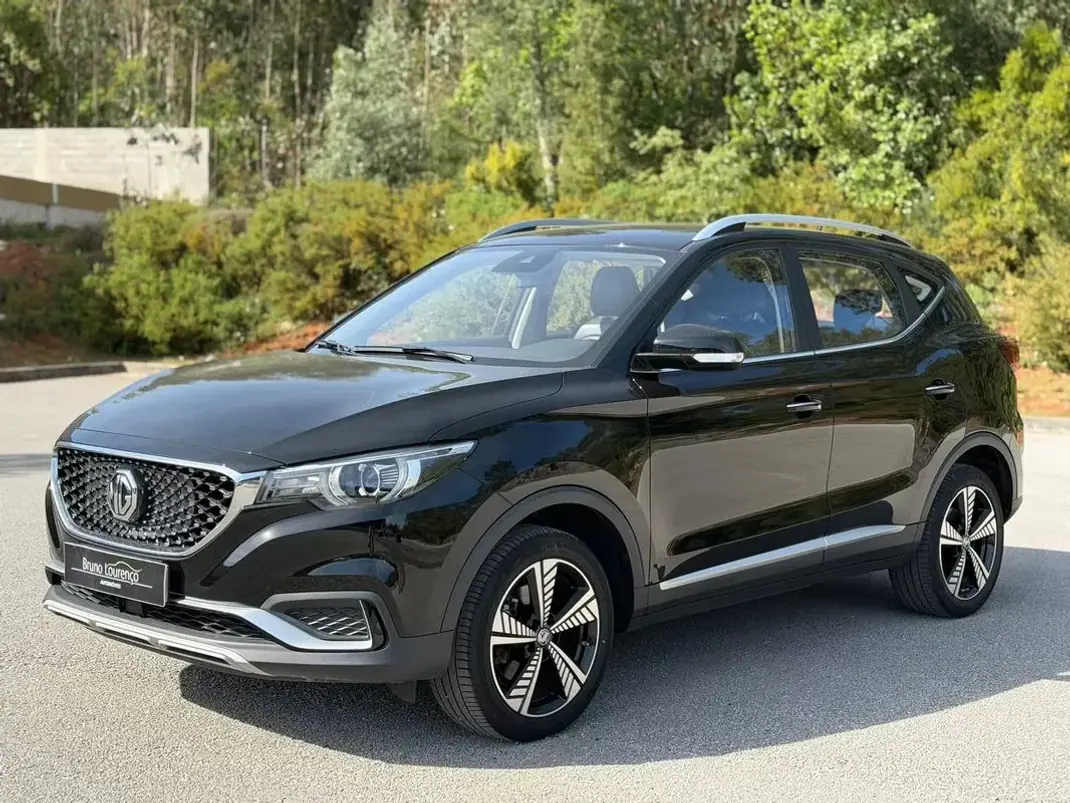 MG ZS 2020 - 16900 EUR, 88892 km - AUTO.MOTO.pt - 88892km - foto 3 de 15