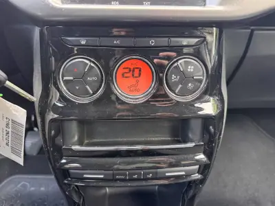 Citroën C3 2016 - 7900 EUR, 84451 km - AUTO.MOTO.pt - 84451km - foto 16 de 21