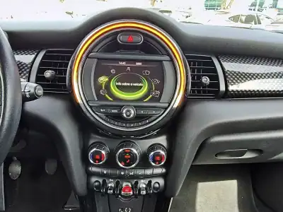 MINI Berlingo 2015 - 18000 EUR, 101200 km - AUTO.MOTO.pt - 101200km - foto 14 de 29