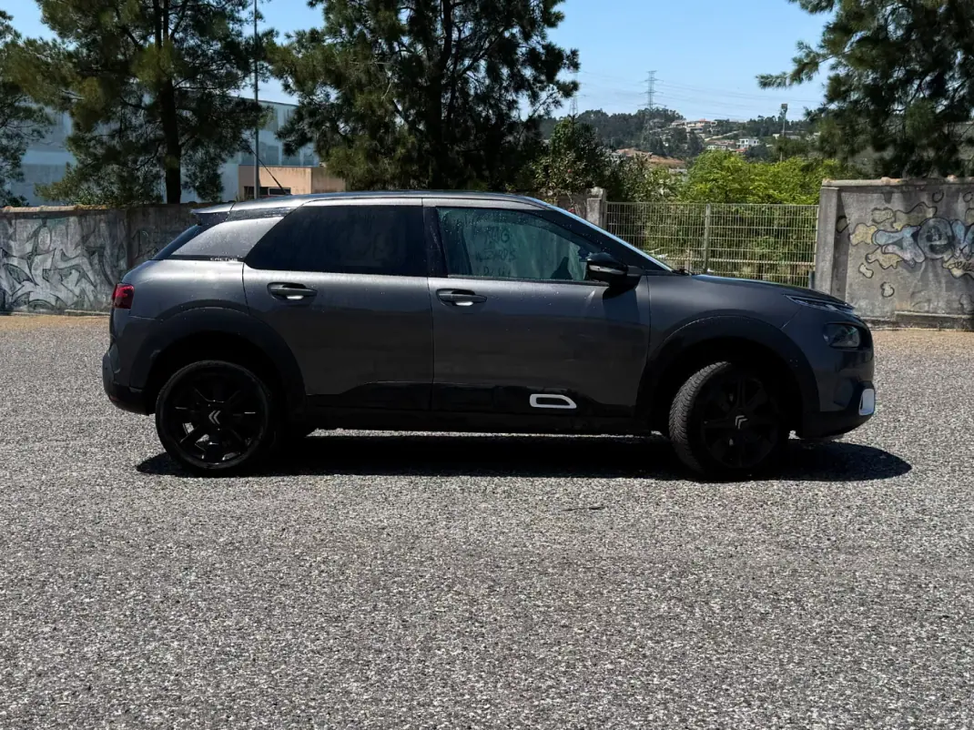 Citroën C4 Cactus 2018 - 11900 EUR, 101000 km - 101000km - foto 2 de 16