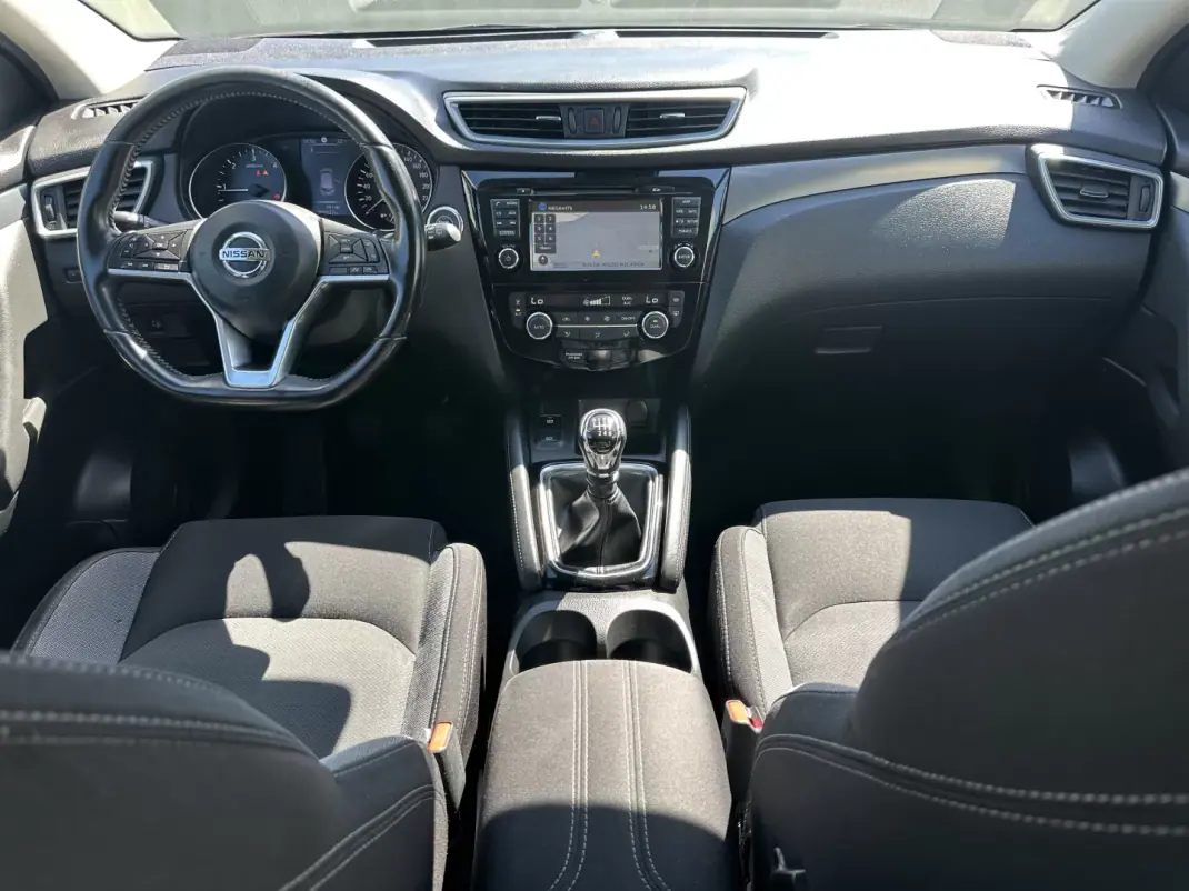 Nissan Qashqai 2018 - 15500 EUR, 200000 km - 200000km - foto 35 de 68