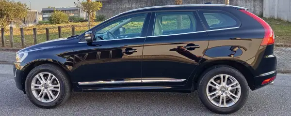 Volvo XC 60 2015 - 17990 EUR, 134200 km - AUTO.MOTO.pt - 134200km - foto 6 de 21