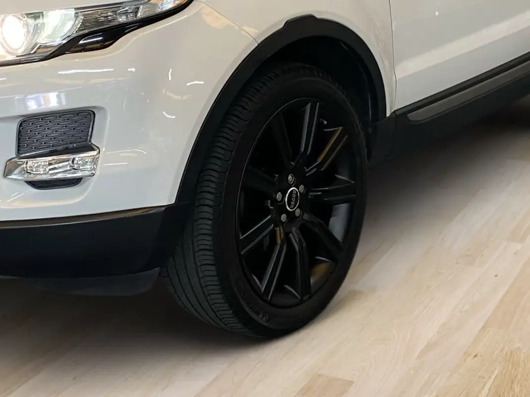 Land Rover Range Rover Evoque 2013 - 17950 EUR, 235847 km - 235847km - foto 6 de 20