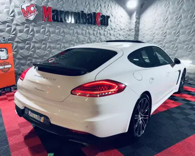 Porsche Panamera 2015 - 43990 EUR, 110565 km - AUTO.MOTO.pt - 110565km - foto 5 de 40