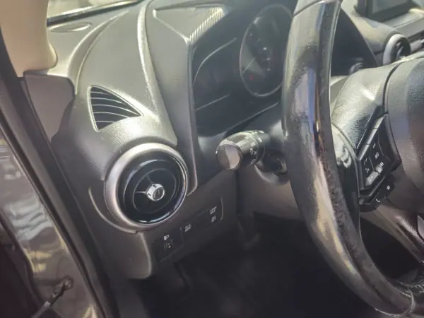 Mazda CX-3 2019 - 13750 EUR, 104000 km - AUTO.MOTO.pt - 104000km - foto 12 de 14
