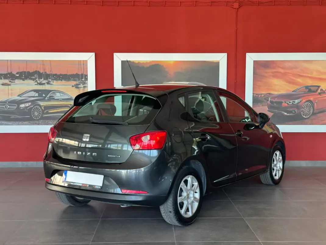 SEAT Ibiza 2009 - 7990 EUR, 126845 km - 126845km - foto 8 de 20