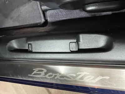 Porsche Boxster 2002 - 22999 EUR, 121000 km - AUTO.MOTO.pt - 121000km - foto 48 de 50