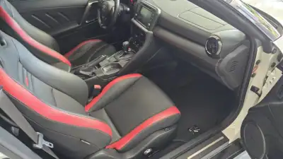 Nissan GT-R 2017 - 149900 EUR, 50238 km - AUTO.MOTO.pt - 50238km - foto 53 de 57