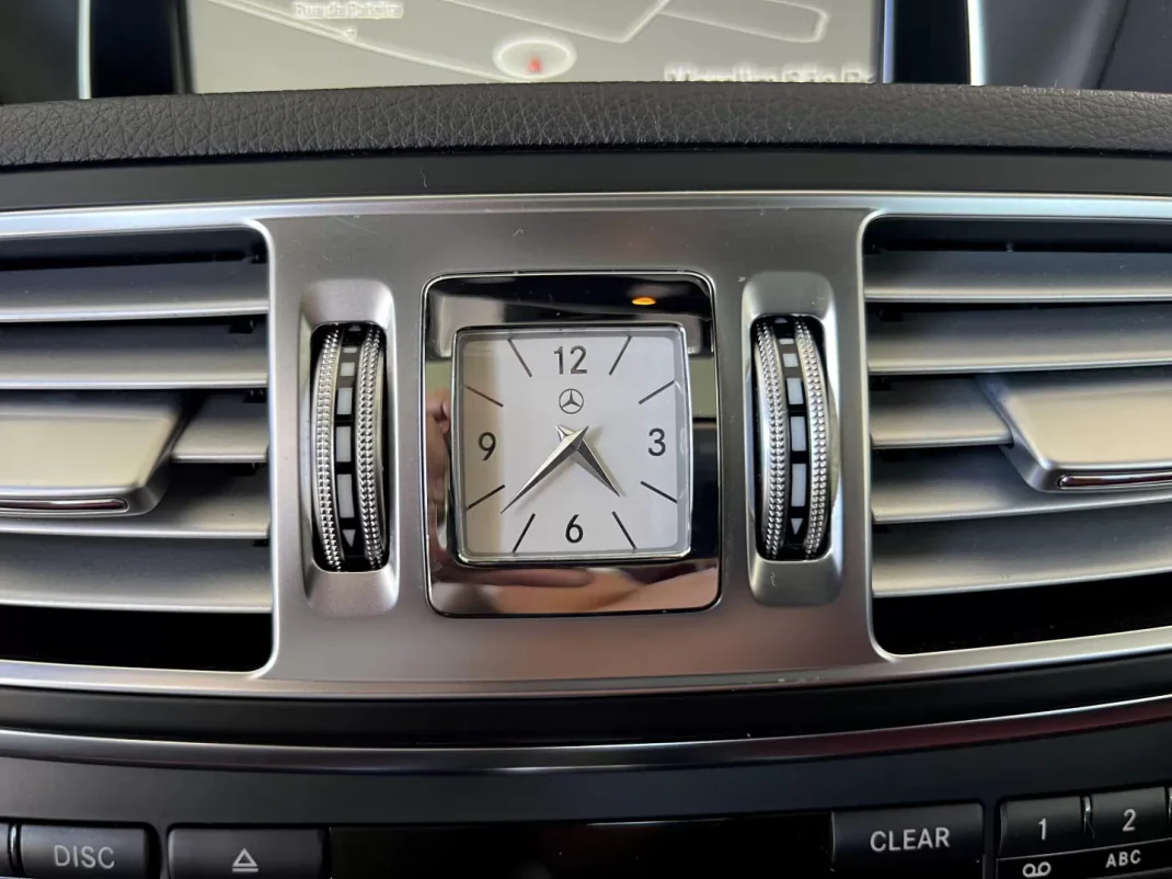 Mercedes-Benz E 220 2015 - 24999 EUR, 161900 km - AUTO.MOTO.pt - 161900km - foto 119 de 135