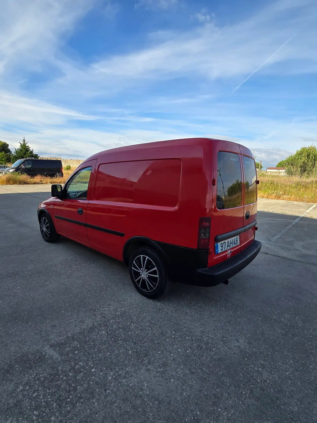 Opel Combo 2005 - 3700 EUR, 181500 km - AUTO.MOTO.pt - 181500km - foto 3 de 7