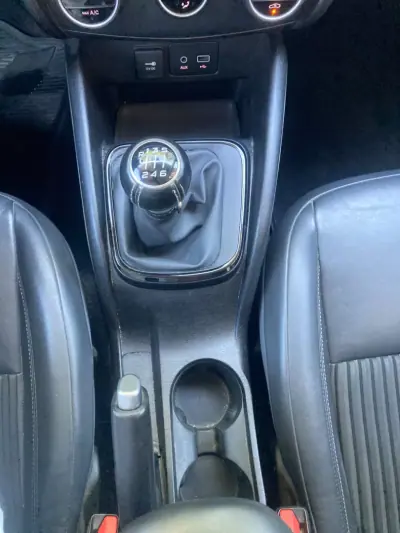Fiat Tipo 2018 - 11980 EUR, 117950 km - AUTO.MOTO.pt - 117950km - foto 13 de 17