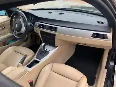BMW 330 Gran Turismo 2006 - 10950 EUR, 363460 km - 363460km - foto 6 de 12