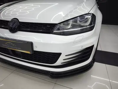 Volkswagen Golf 2015 - 20950 EUR, 133908 km - AUTO.MOTO.pt - 133908km - foto 9 de 41