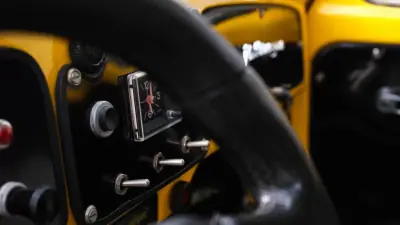 Volkswagen Carocha 1966 - 12500 EUR, 40000 km - AUTO.MOTO.pt - 40000km - foto 8 de 17