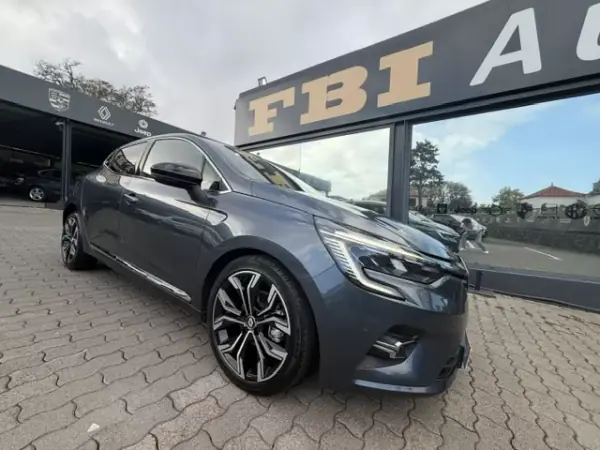 Renault Clio 2022 - 16900 EUR, 75000 km - AUTO.MOTO.pt - 75000km - foto 6 de 12