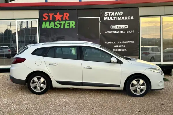 Renault Mégane 2009 - 5250 EUR, 266113 km - AUTO.MOTO.pt - 266113km - foto 5 de 18