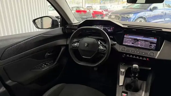 Peugeot 308 2021 - 17490 EUR, 103798 km - AUTO.MOTO.pt - 103798km - foto 11 de 28