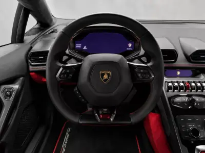 Lamborghini Huracán 2017 - 279000 EUR, 57552 km - AUTO.MOTO.pt - 57552km - foto 9 de 13