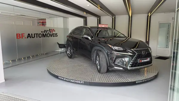 Lexus NX 300h 2018 - 31900 EUR, 78634 km - AUTO.MOTO.pt - 78634km - foto 5 de 65