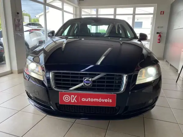 Volvo S80 2007 - 7500 EUR, 369251 km - AUTO.MOTO.pt - 369251km - foto 30 de 33
