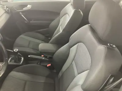Audi A1 2015 - 11900 EUR, 150000 km - AUTO.MOTO.pt - 150000km - foto 14 de 32