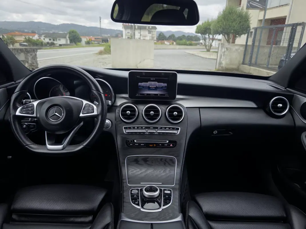 Mercedes-Benz C 200 2017 - 23990 EUR, 147000 km - AUTO.MOTO.pt - 147000km - foto 19 de 50