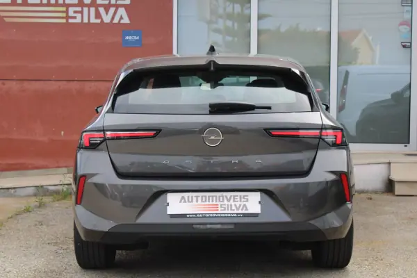 Opel Astra 2022 - 15990 EUR, 142000 km - AUTO.MOTO.pt - 142000km - foto 10 de 24