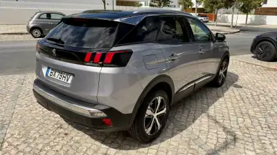 Peugeot 3008 2019 - 17900 EUR, 107577 km - AUTO.MOTO.pt - 107577km - foto 4 de 55