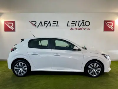 Peugeot 208 2020 - 11900 EUR, 177000 km - AUTO.MOTO.pt - 177000km - foto 5 de 28