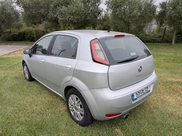 Fiat Punto 2014 - 6990 EUR, 176000 km - 176000km - foto 10 de 18