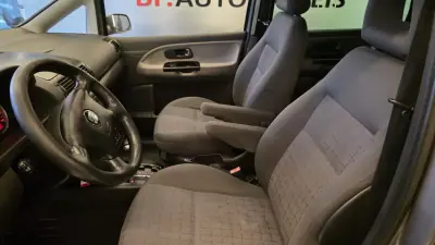SEAT Alhambra 2005 - 7500 EUR, 299890 km - AUTO.MOTO.pt - 299890km - foto 34 de 57