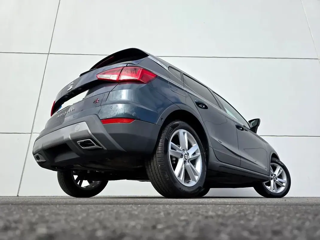 SEAT Arona 2020 - 14500 EUR, 61900 km - AUTO.MOTO.pt - 61900km - foto 10 de 42