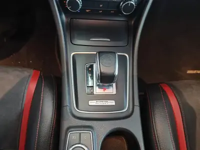 Mercedes-Benz CLA 45 AMG 2014 - 32990 EUR, 130000 km - AUTO.MOTO.pt - 130000km - foto 36 de 40