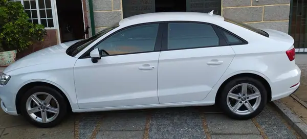 Audi A3 Limousine 2016 - 17000 EUR, 120000 km - AUTO.MOTO.pt - 120000km - foto 2 de 5