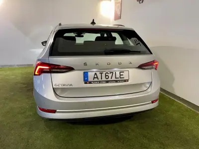 Skoda Octavia Break 2022 — foto 6 de 34