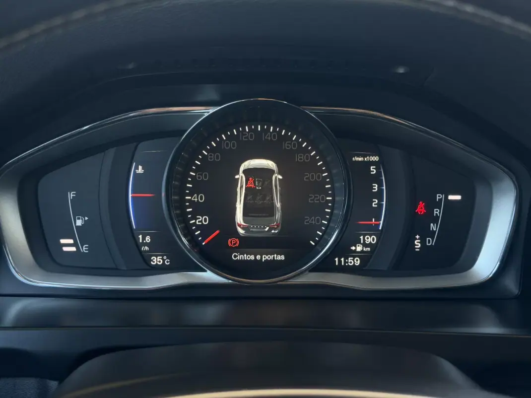 Volvo S60 2016 - 14990 EUR, 183000 km - AUTO.MOTO.pt - 183000km - foto 20 de 21